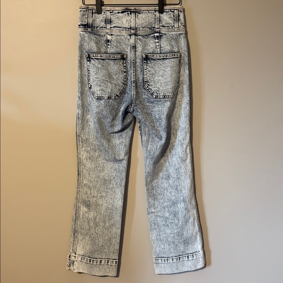 Ulla Johnson Ellis Acid Wash High Rise Cropped Jeans - Picture 8 of 10